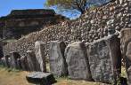 Os 'danzantes', os painéis mais famosos de Monte Albán, ao lado de Oaxaca, no México